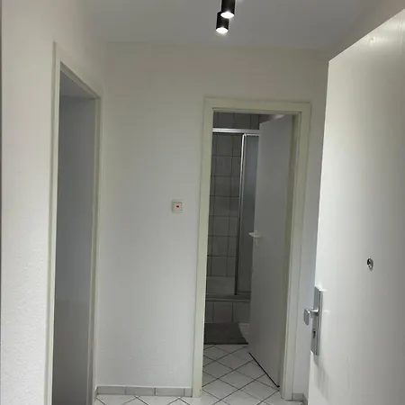 公寓 Zentrales Mit Netflix, Kaffee & Parkplaetzen