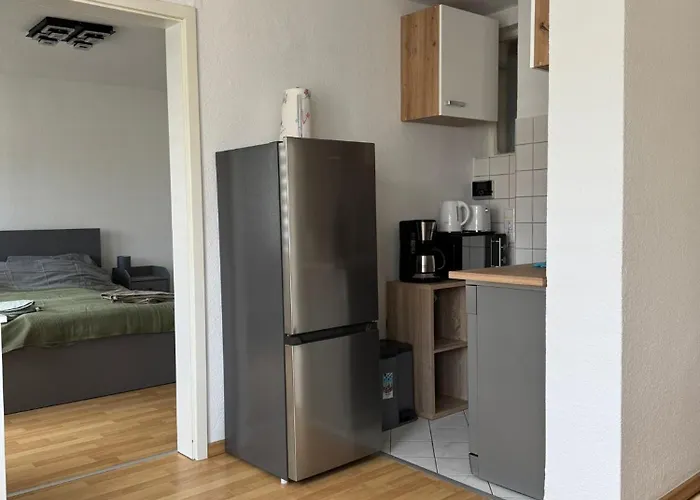 Zentrales Mit Netflix, Kaffee & Parkplaetzen Apartment *