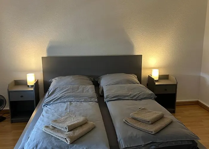 Zentrales Mit Netflix, Kaffee & Parkplaetzen Apartment